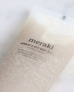 Apricot-rice-body-scrub-meraki-naturemind.gr